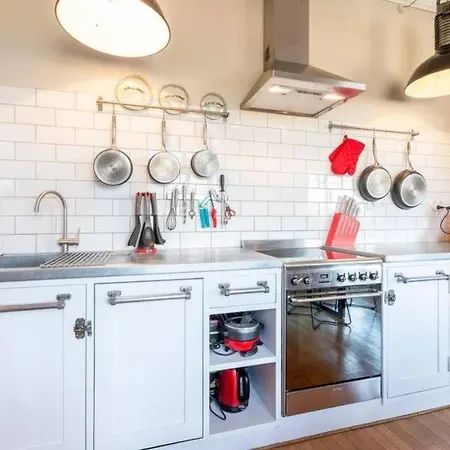 The Red Heart Of - Beautiful For 4 People Apartment *