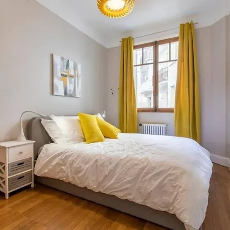 The Red Heart Of - Beautiful For 4 People *